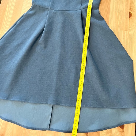 High low dress - Picture 7 of 7